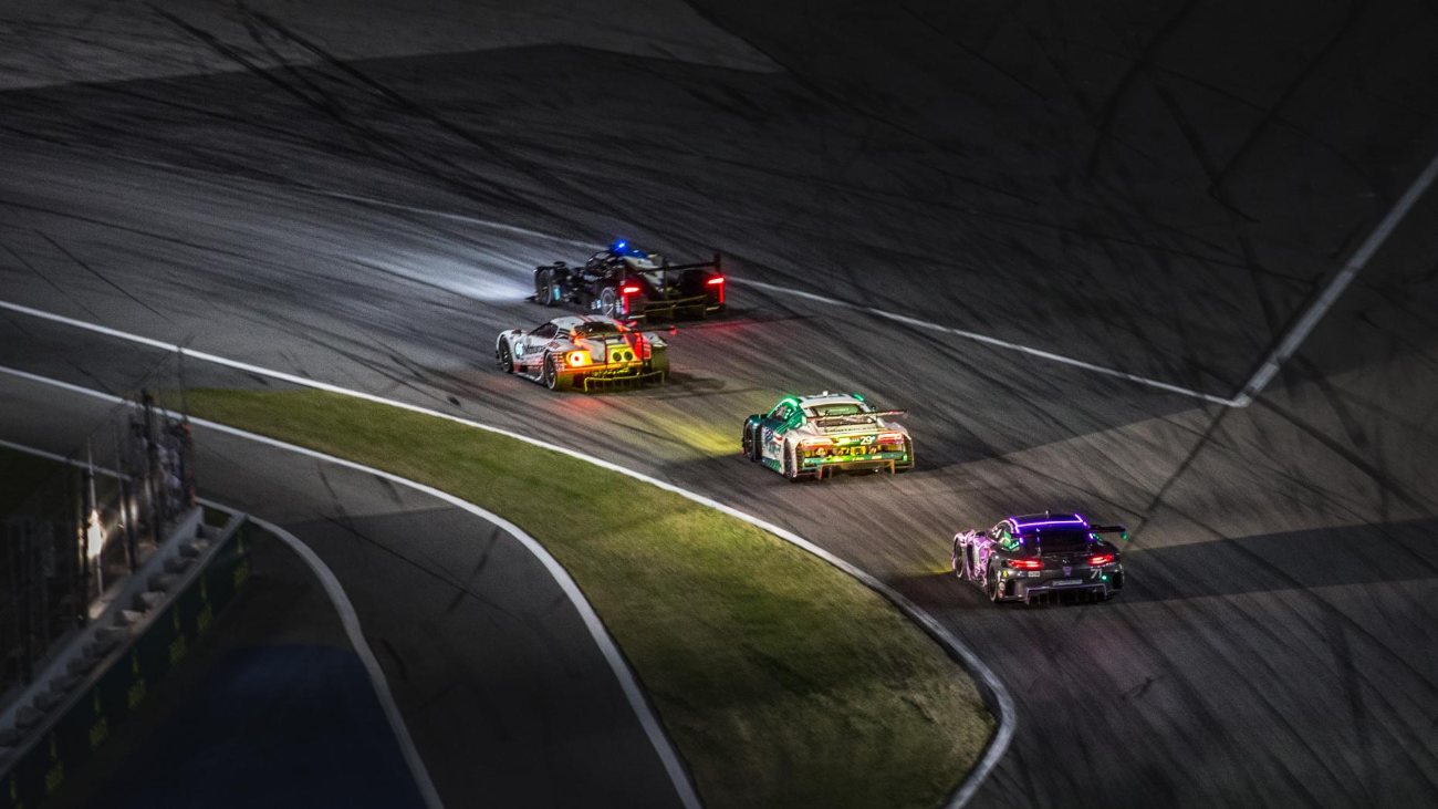 Reason 1 to love endurance racing: supercars, hypercars and insane racers sharing the same track.   Reason 2: diffusers, big diffusers.