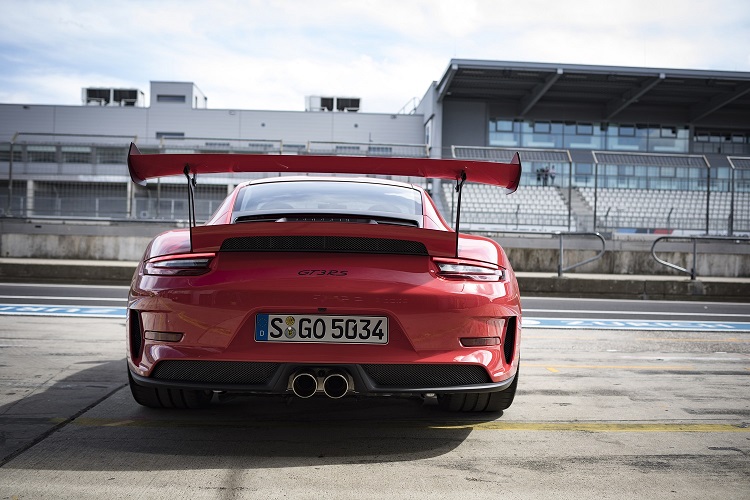 1_Porsche_911_GT3RS