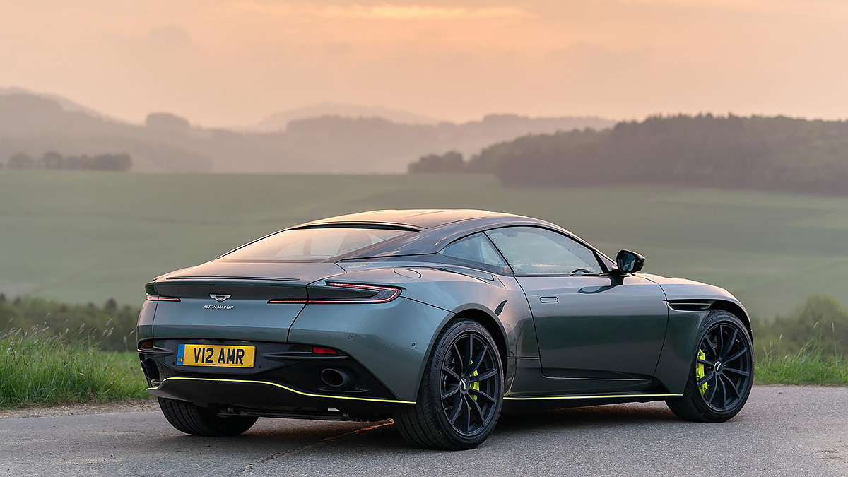 TopGear | Test drive: Aston Martin DB11 AMR
