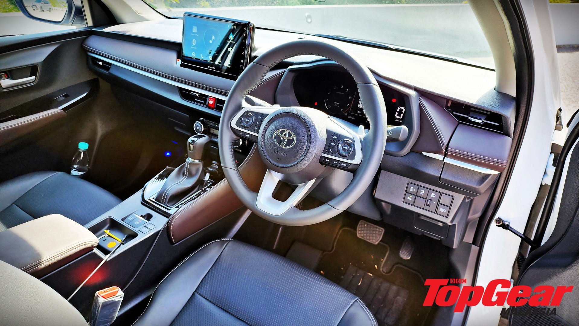 2023 Toyota Vios interior
