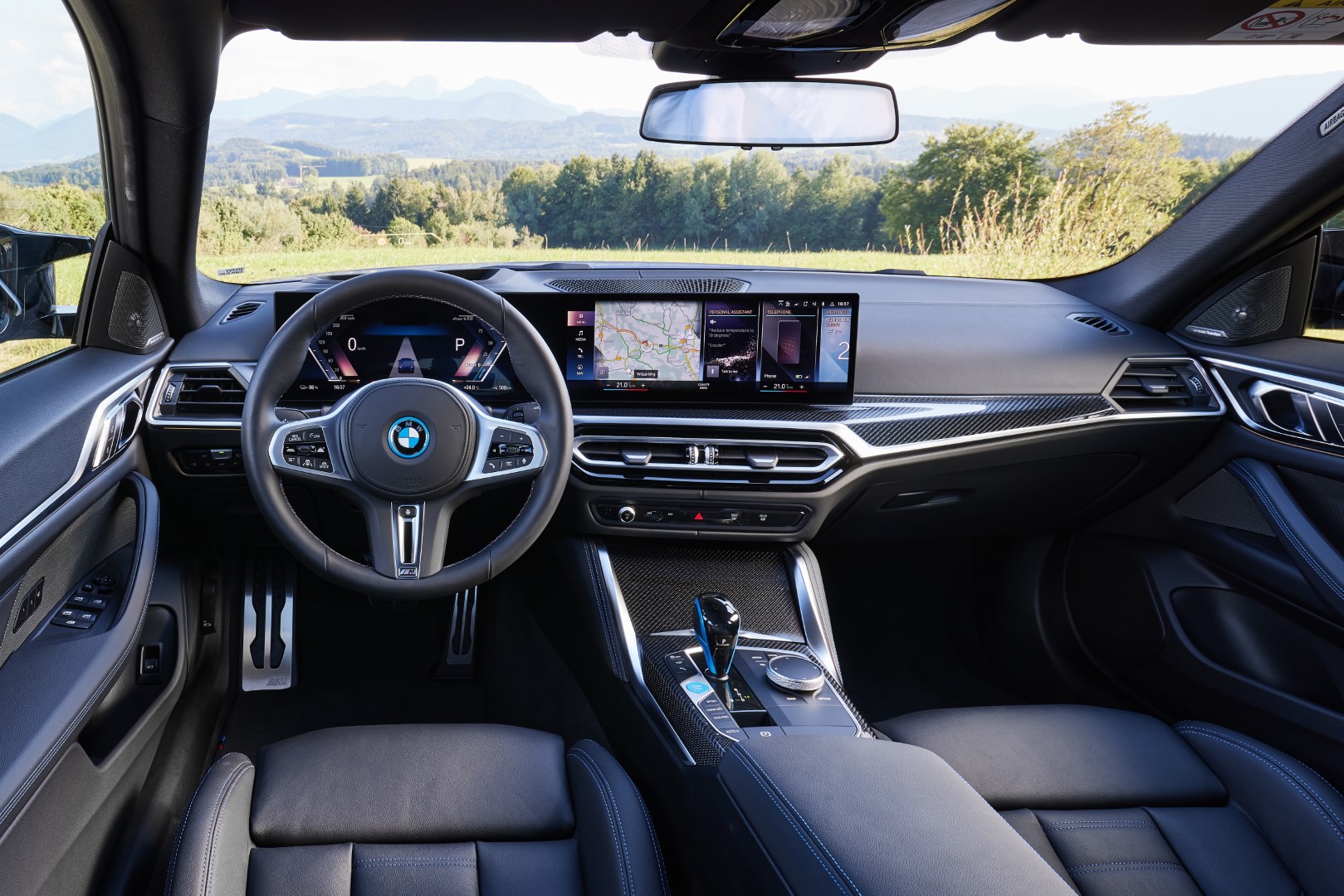 2022 BMW i4 M50 interior