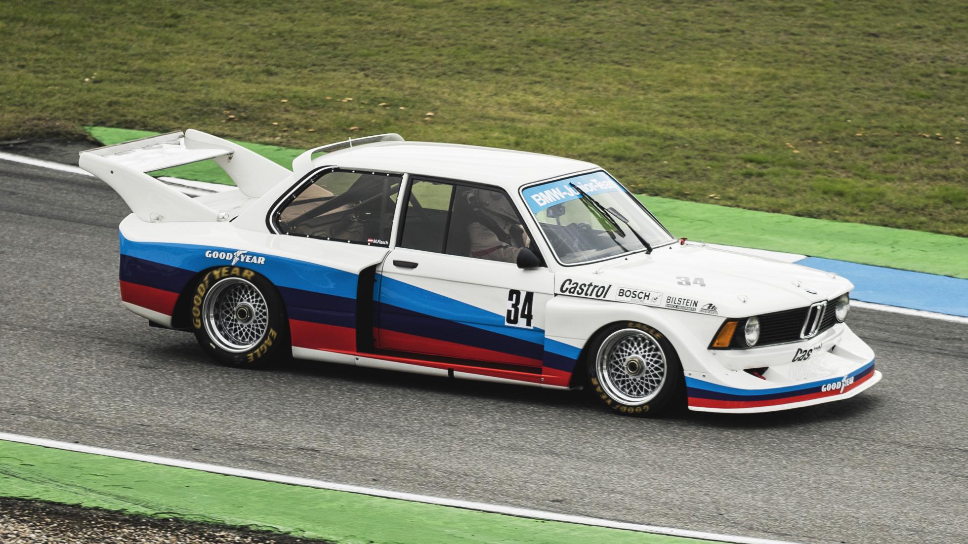 Good god, this classic BMW 320 Group 5 looks perfect