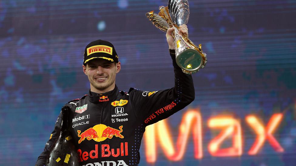 Max Verstappen F1 champion 2021