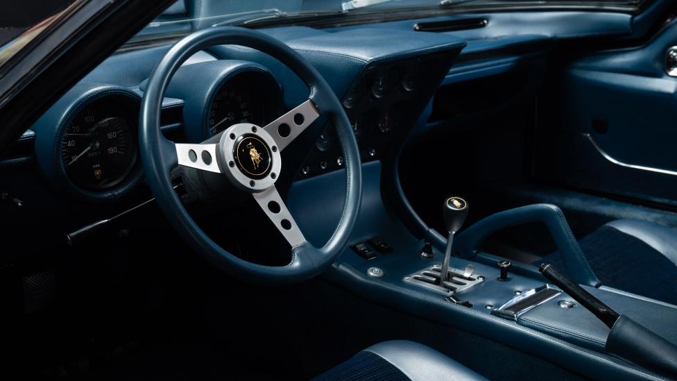 Lamborghini Miura P400 S by Bertone interior