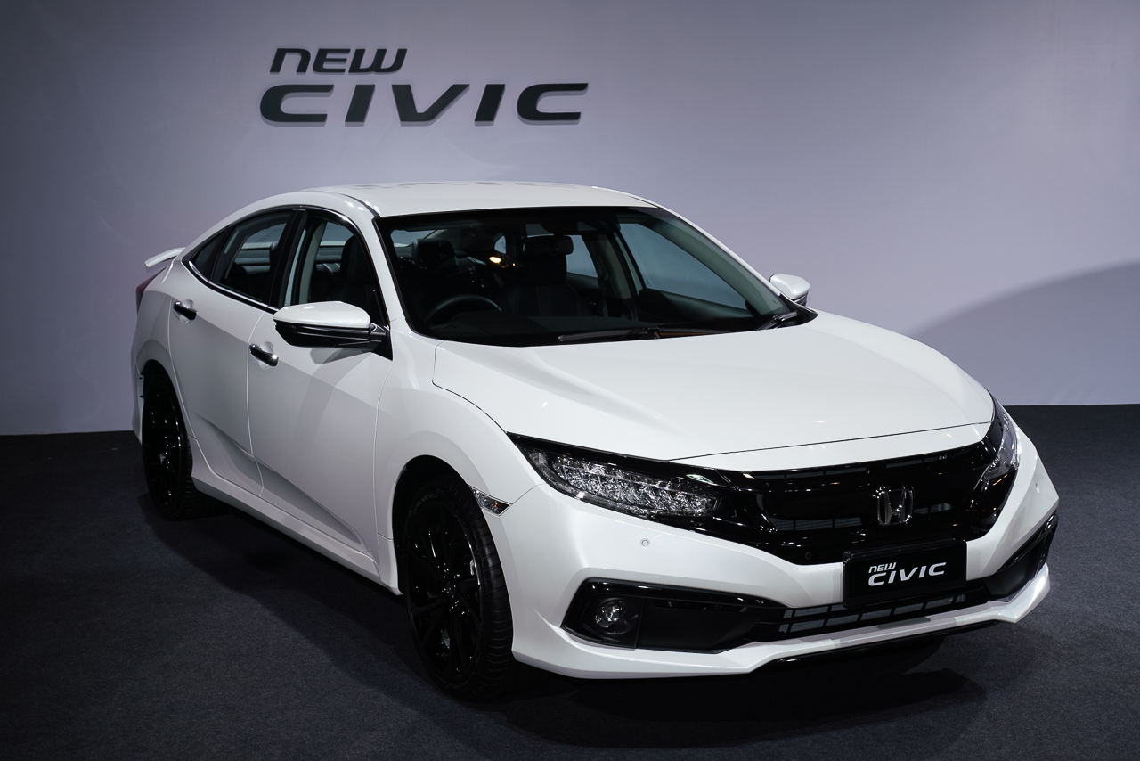 Honda Civic facelift finally breaks cover in Malaysia