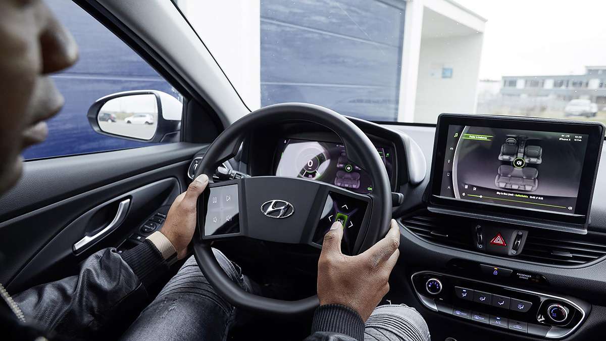 TopGear | Hyundai has reinvented the (steering) wheel
