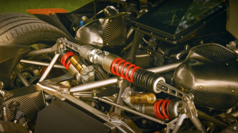Koenigsegg Jesko engine