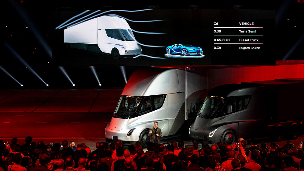 TopGear | Tesla’s new Semi truck will do 805 kilometres on one charge